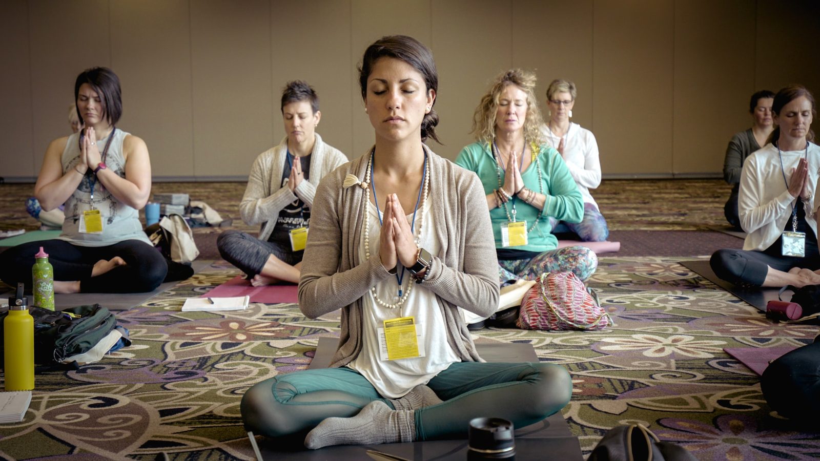 BRIEF MINDFULNESS SESSION IMPROVES MOOD AND INCREASES SALIVARY OXYTOCIN IN PSYCHOLOGY STUDENTS